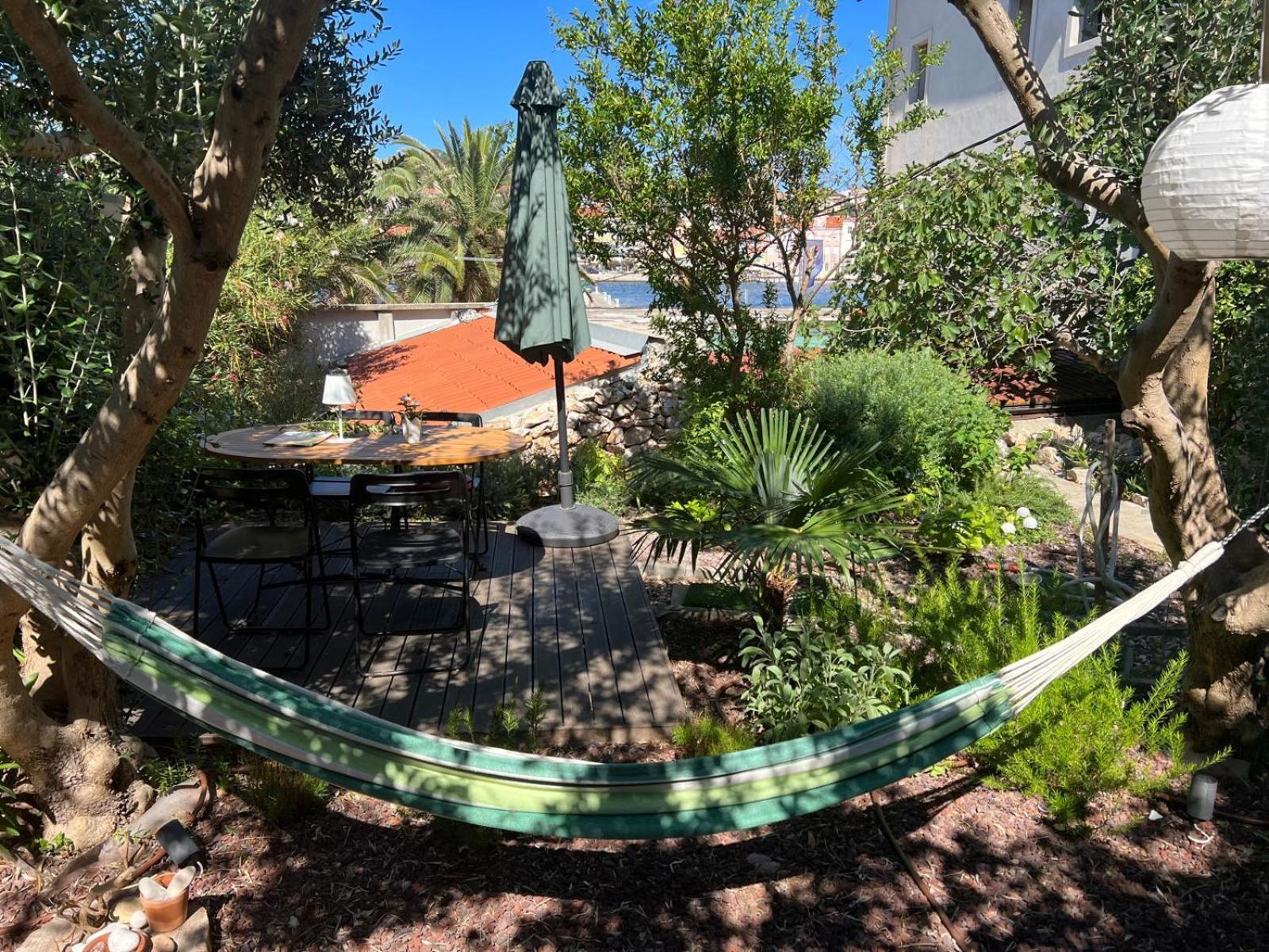Season4All Apartments Mali Lošinj Zewnętrze zdjęcie
